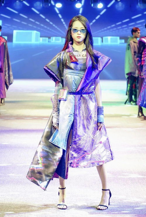 視覺盛宴 服裝學院畢業(yè)設計作品展驚艷亮相鞋帽篇章